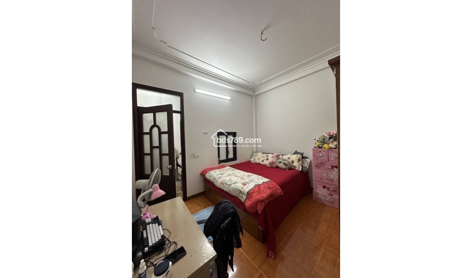 Bán nhà P. Kim Giang, HN, DT 41 m2,4 tầng, giá bán 9.6 tỷ DT/zalo 0981691509 để được xem nhà